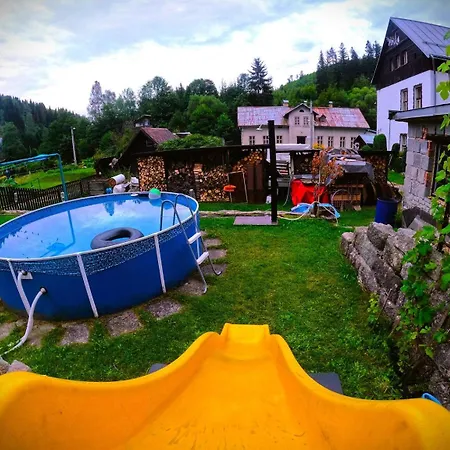 V Udoli V Jizerskych Horach Gasthuis 3*